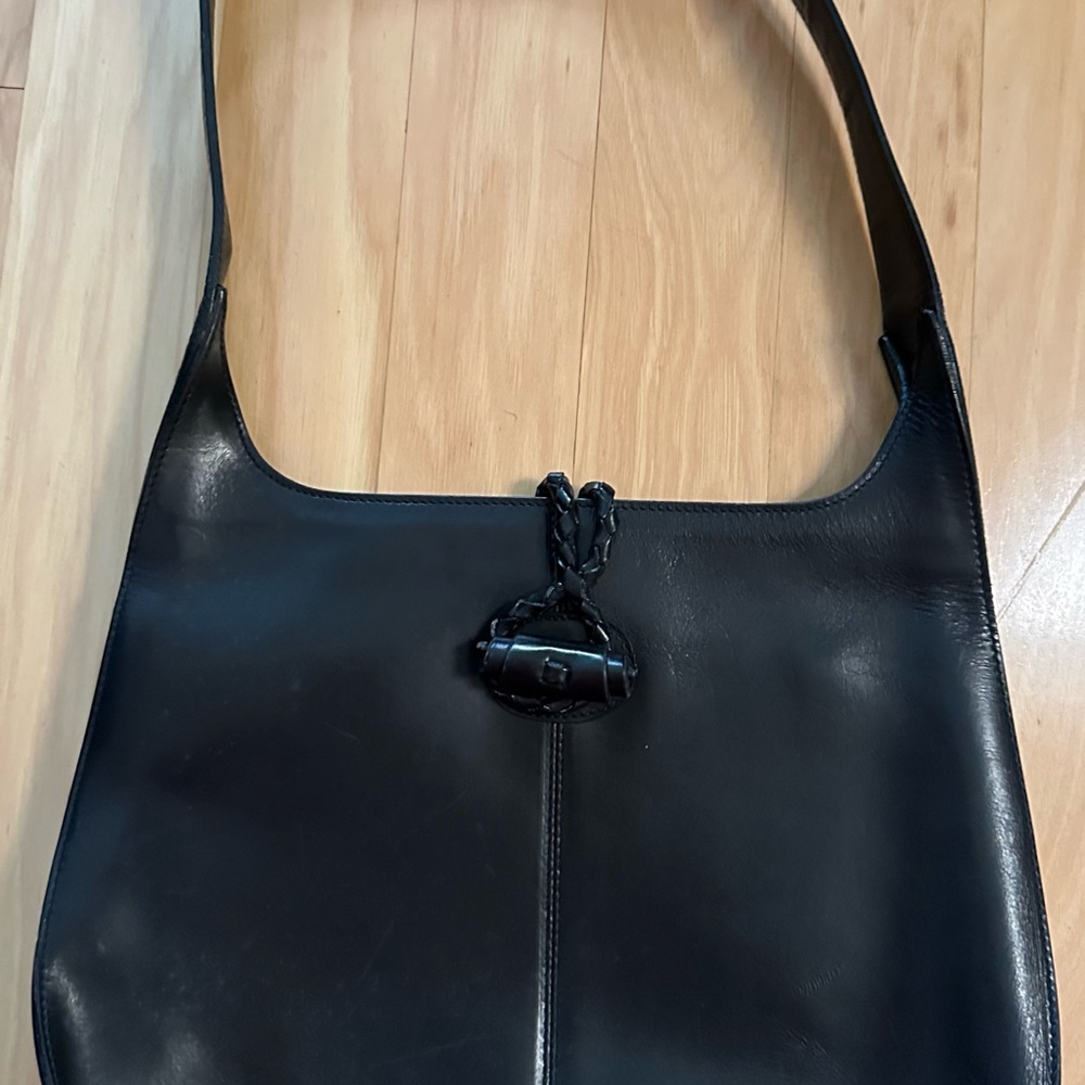 Eric Javits luxury high-end brand black leather handbag with attention to detail - Picture 3 of 10